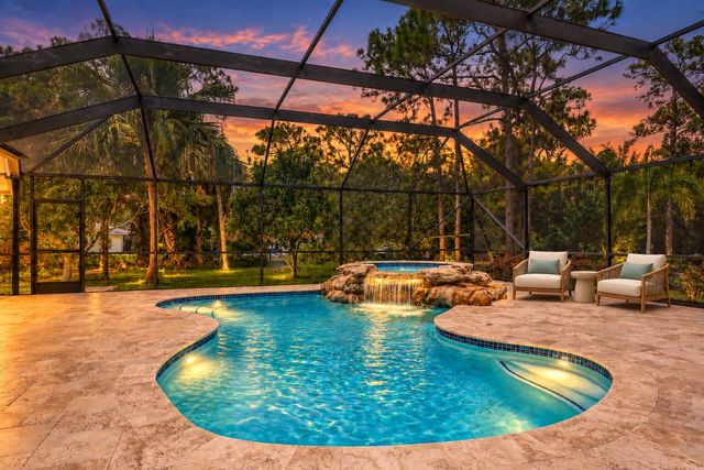 16085 E SECRETARIAT Drive, The Acreage, FL 33470