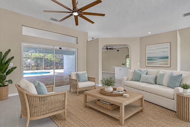 16085 E SECRETARIAT Drive, The Acreage, FL 33470