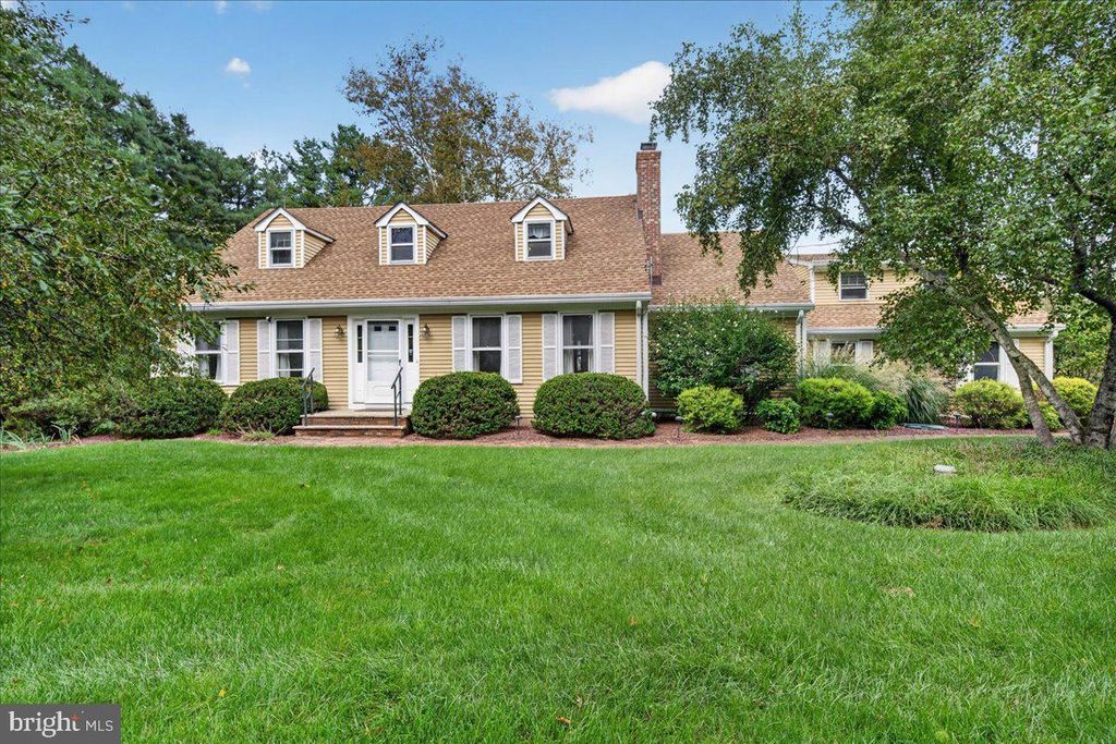 115 OLD YORK RD, RINGOES, NJ 08551 — exterior