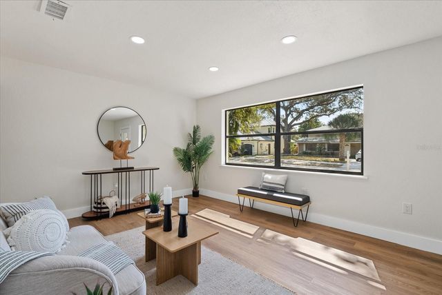 2535 FLOYD STREET, Sarasota, FL 34239