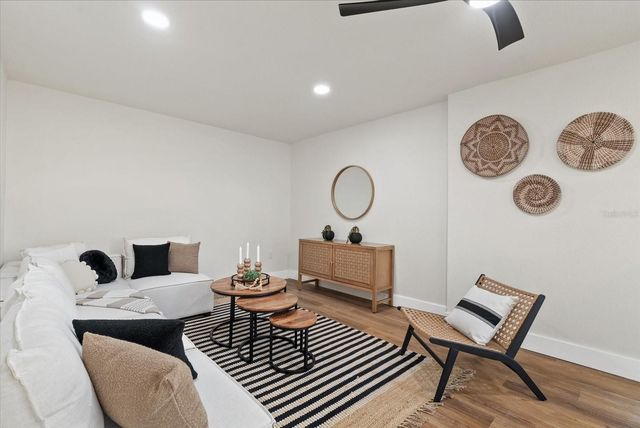 2535 FLOYD STREET, Sarasota, FL 34239