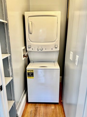21 Waverley 21, North Andover, MA 01845
