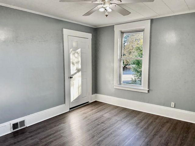 21 Waverley 21, North Andover, MA 01845