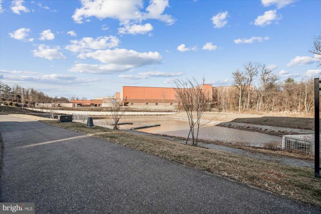 6732 BELCREST RD, Hyattsville, MD 20782