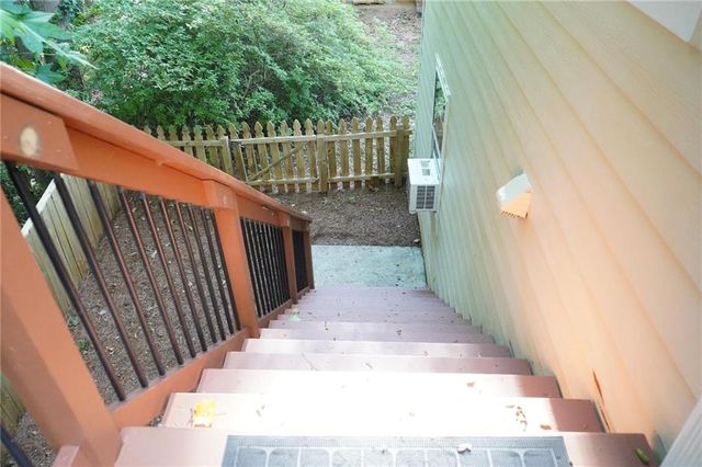 210 Radner Run, Lawrenceville, GA 30043