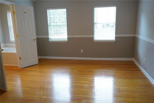 210 Radner Run, Lawrenceville, GA 30043