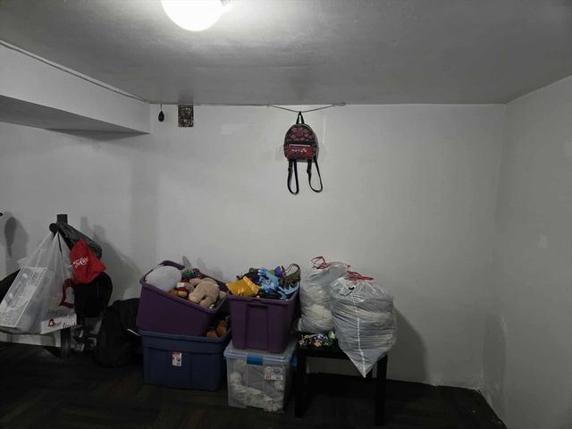 78 San Miguel St, Springfield, MA 01104