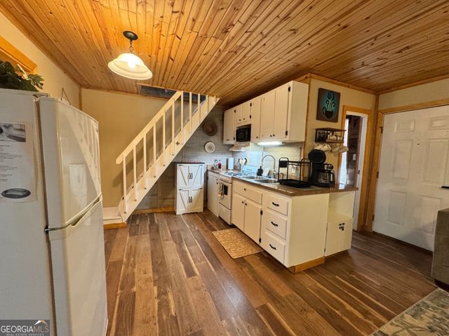 338 Honaker Road, Blairsville, GA 30512