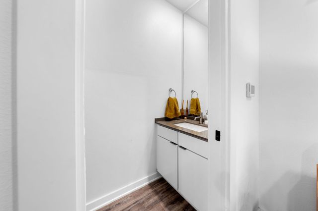 5924 S Congress Ave 112, Austin, TX 78745