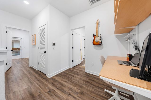 5924 S Congress Ave 112, Austin, TX 78745