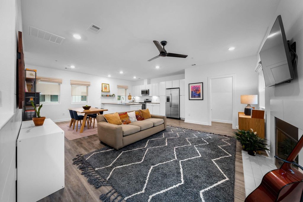 5924 S Congress Ave 112, Austin, TX 78745