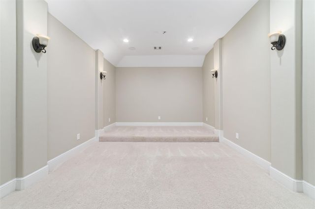 2402 Crossvine Drive, Katy, TX 77494