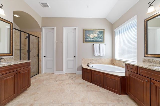 2402 Crossvine Drive, Katy, TX 77494