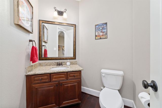 2402 Crossvine Drive, Katy, TX 77494