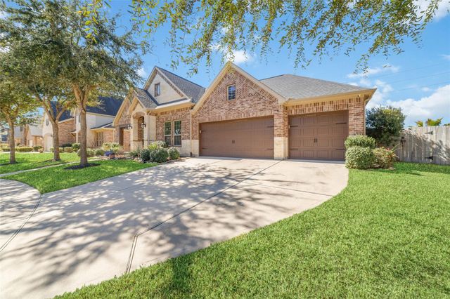 2402 Crossvine Drive, Katy, TX 77494