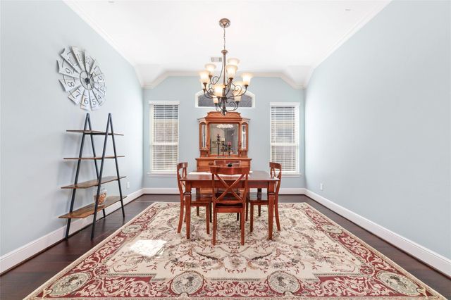 2402 Crossvine Drive, Katy, TX 77494