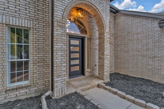 13355 Tusayan, Universal City, TX 78148