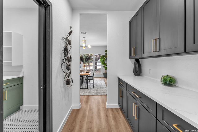 13355 Tusayan, Universal City, TX 78148