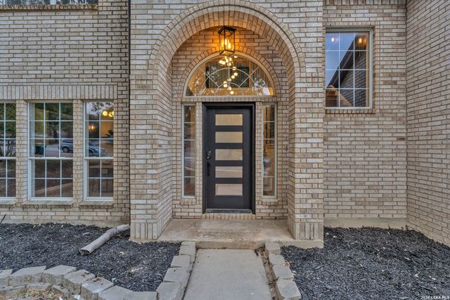 13355 Tusayan, Universal City, TX 78148