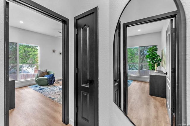 13355 Tusayan, Universal City, TX 78148