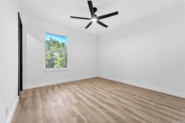 13355 Tusayan, Universal City, TX 78148