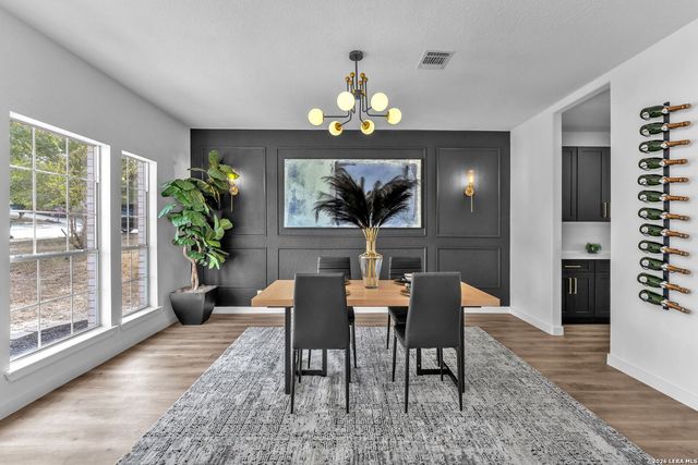 13355 Tusayan, Universal City, TX 78148