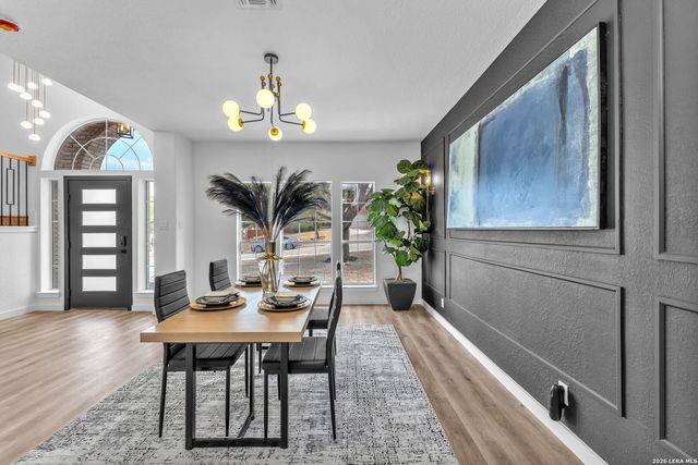 13355 Tusayan, Universal City, TX 78148