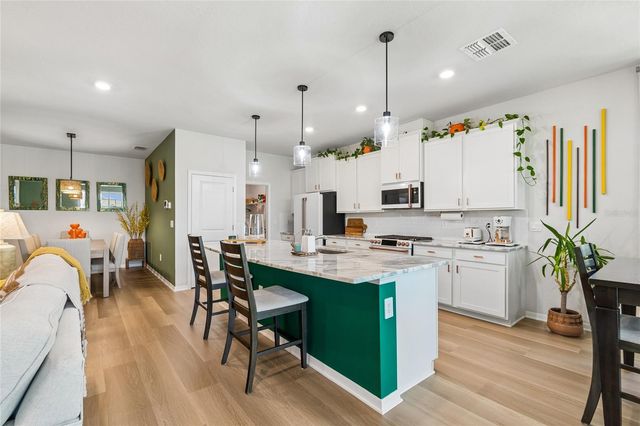 18123 GULF RANCH PLACE, Lakewood Ranch, FL 34211