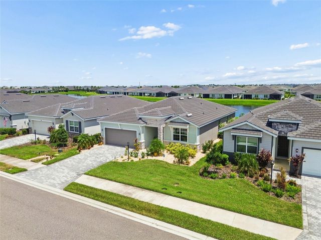 18123 GULF RANCH PLACE, Lakewood Ranch, FL 34211
