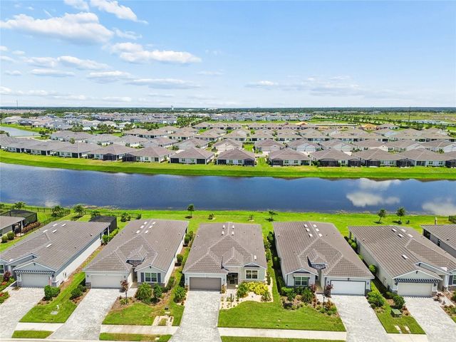 18123 GULF RANCH PLACE, Lakewood Ranch, FL 34211