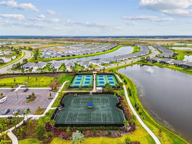 18123 GULF RANCH PLACE, Lakewood Ranch, FL 34211