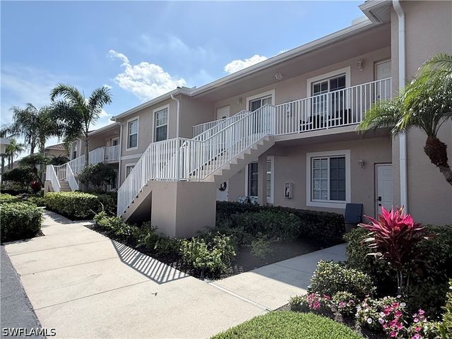 2865 Cypress Trace CIR 203, Naples, FL 34119