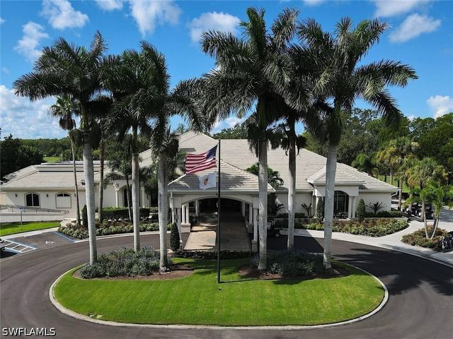 2865 Cypress Trace CIR 203, Naples, FL 34119