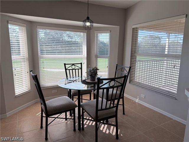 2865 Cypress Trace CIR 203, Naples, FL 34119