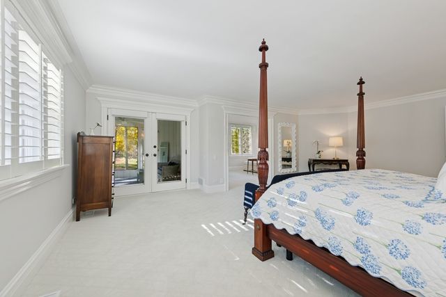 166 N Buckley Road, Barrington Hills, IL 60010