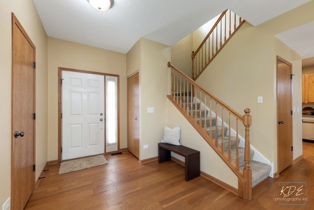 3021 Roxbury Court, Joliet, IL 60435