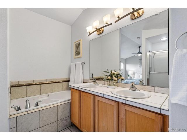 5062 Grey Wolf Pl, Broomfield, CO 80023