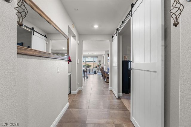 10934 Delparke Valley Avenue, Las Vegas, NV 89166
