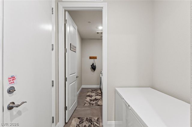 10934 Delparke Valley Avenue, Las Vegas, NV 89166