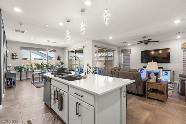 10934 Delparke Valley Avenue, Las Vegas, NV 89166