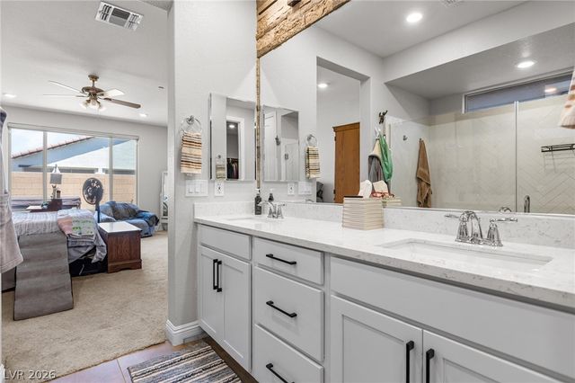 10934 Delparke Valley Avenue, Las Vegas, NV 89166