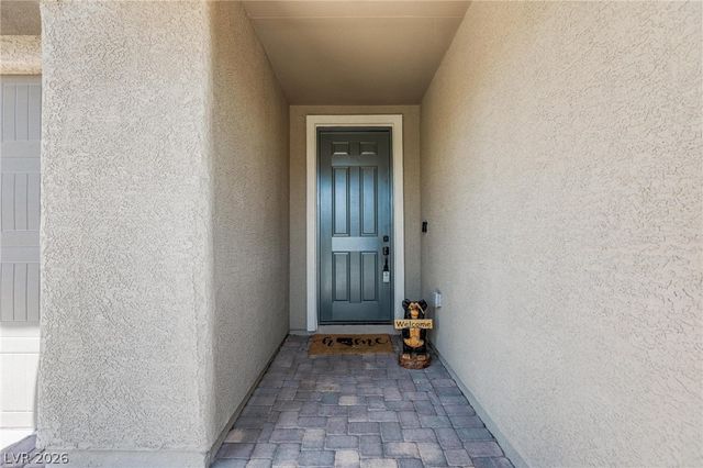 10934 Delparke Valley Avenue, Las Vegas, NV 89166