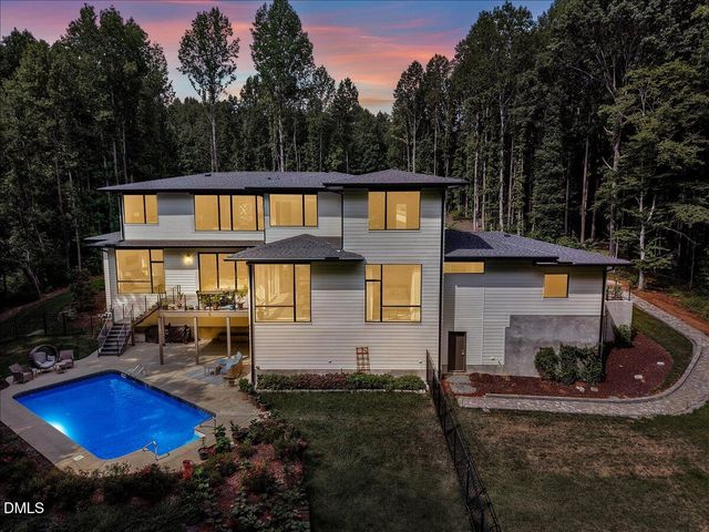 196 Mountaintop Circle, Pittsboro, NC 27312