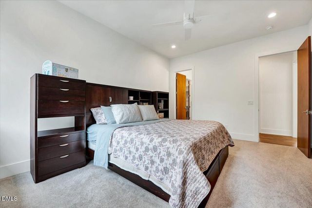 196 Mountaintop Circle, Pittsboro, NC 27312