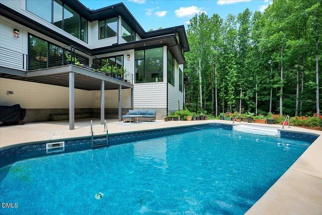 196 Mountaintop Circle, Pittsboro, NC 27312