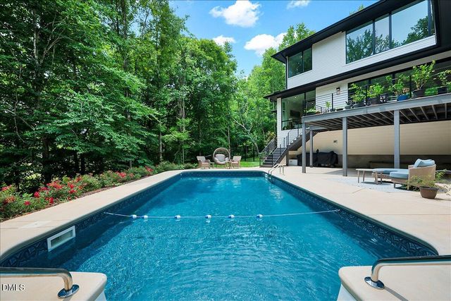 196 Mountaintop Circle, Pittsboro, NC 27312