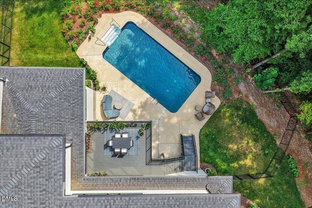196 Mountaintop Circle, Pittsboro, NC 27312