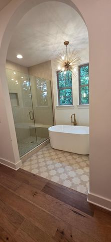 1019 N Runyan Drive, Chattanooga, TN 37405