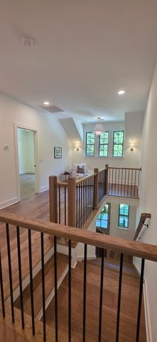 1019 N Runyan Drive, Chattanooga, TN 37405