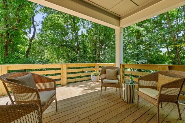 1019 N Runyan Drive, Chattanooga, TN 37405